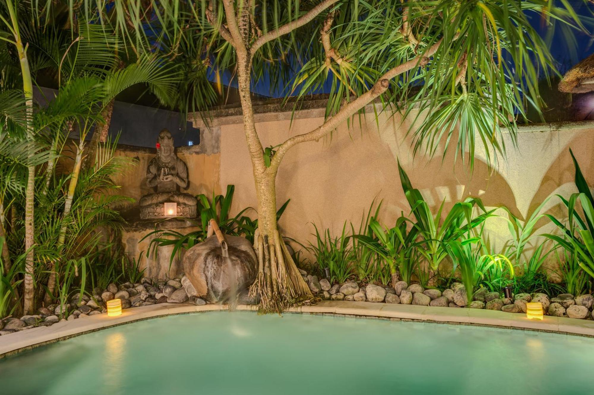 Villa Tirta Naga Bali Seminyak Zewnętrze zdjęcie