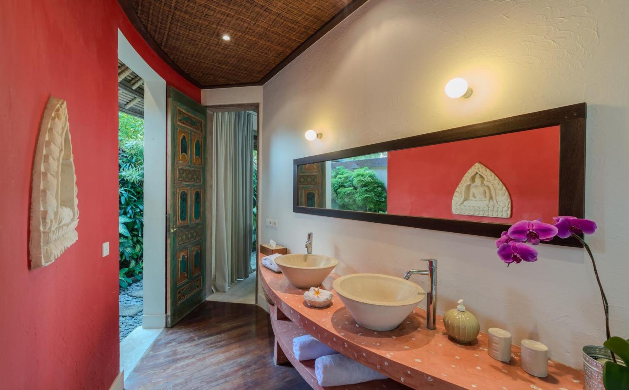 Villa Tirta Naga Bali Seminyak Zewnętrze zdjęcie