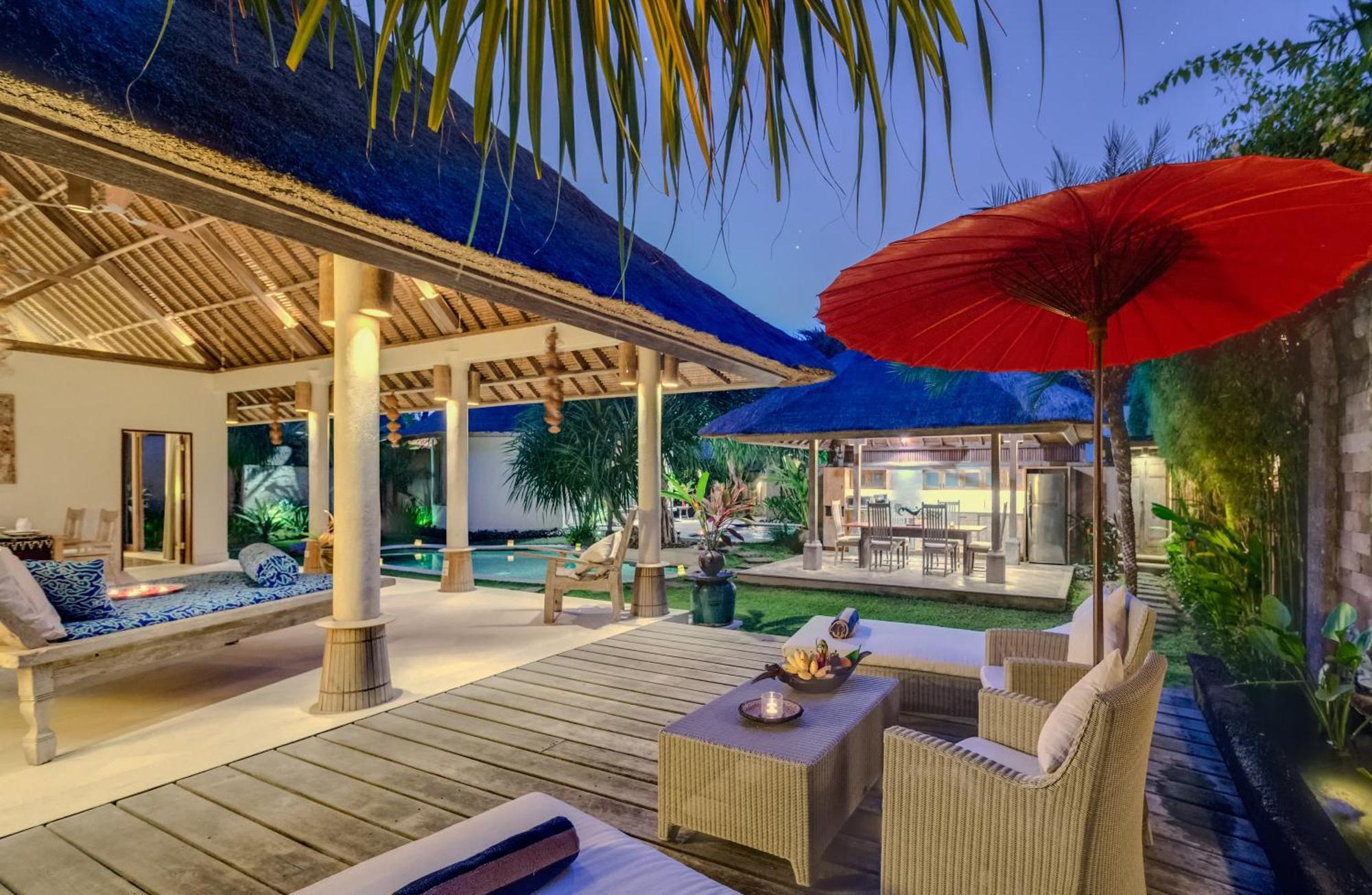 Villa Tirta Naga Bali Seminyak Zewnętrze zdjęcie