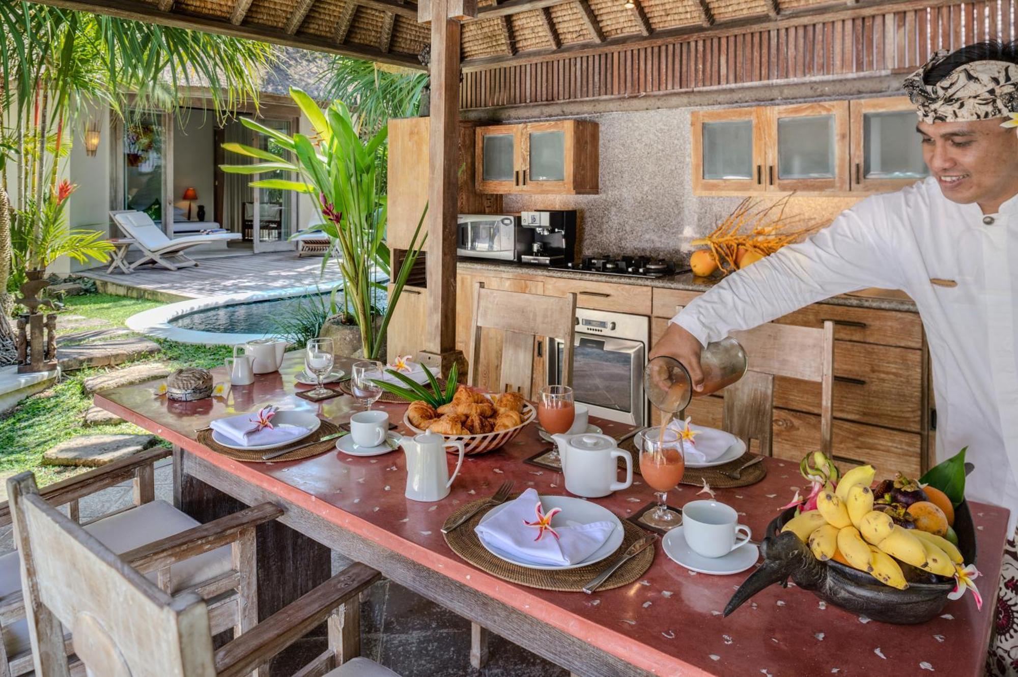 Villa Tirta Naga Bali Seminyak Zewnętrze zdjęcie